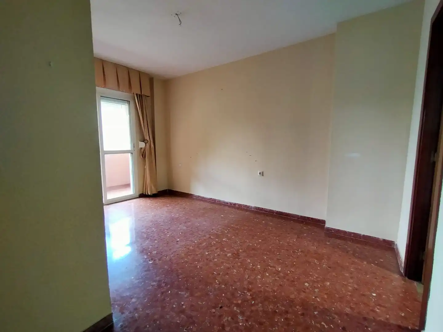 Bedroom of Flat for sale in Sevilla  with Air Conditioner and Terrace