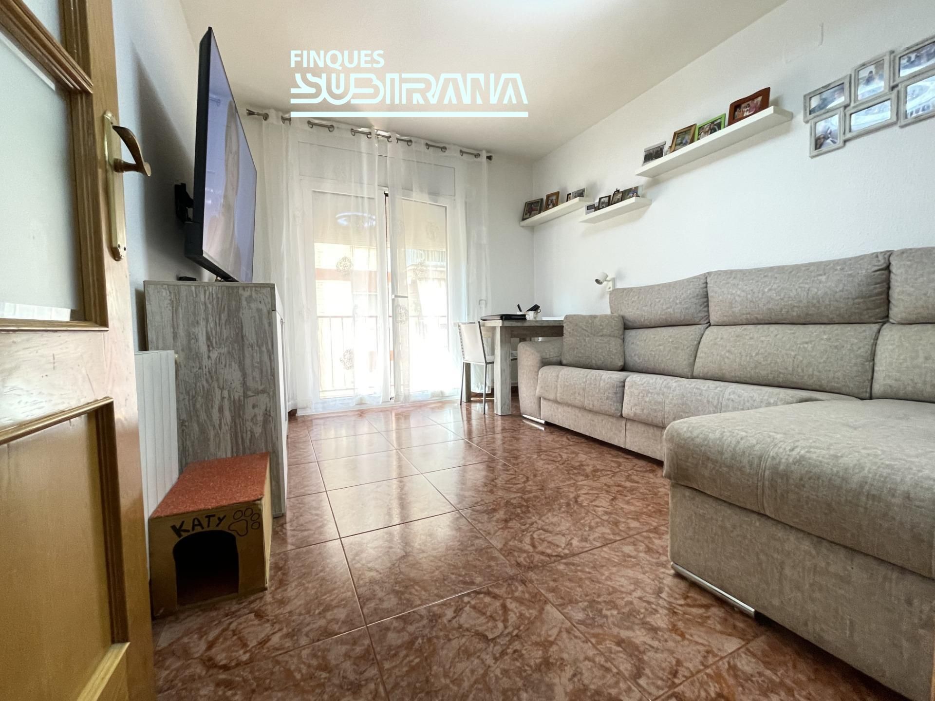 Sala d'estar de Pis en venda en Santa Margarida de Montbui amb Calefacció i Balcó