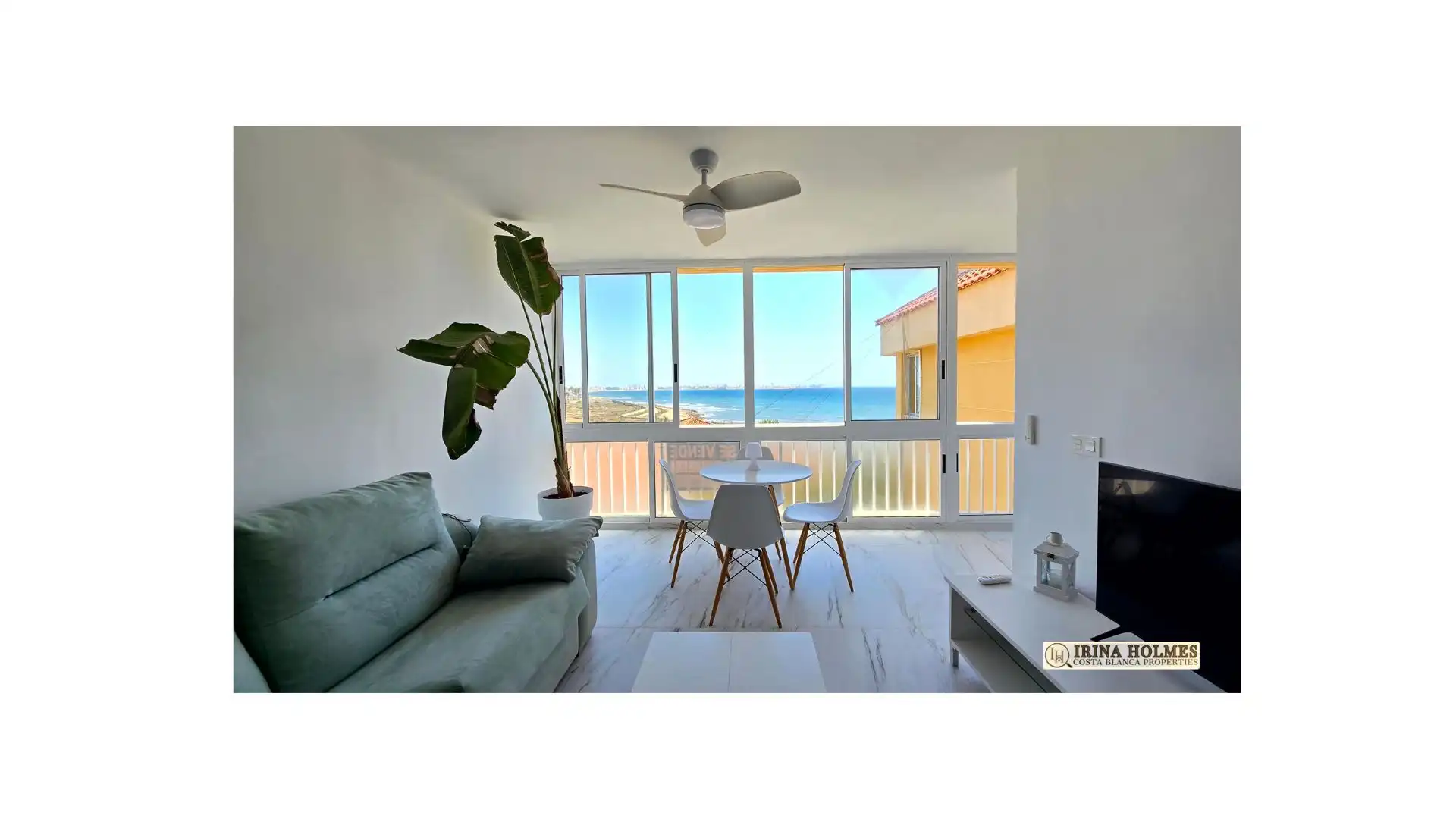 Vista exterior de Piso en venta en Torrevieja con Aire acondicionado, Jardín privado y Terraza
