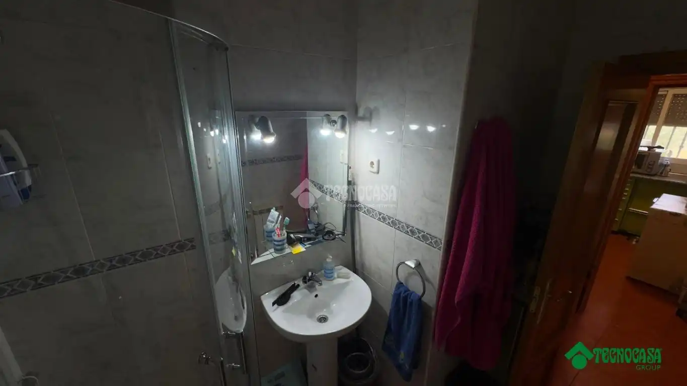 Baño de Casa o chalet en venta en Illana con Aire acondicionado, Calefacción y Piscina