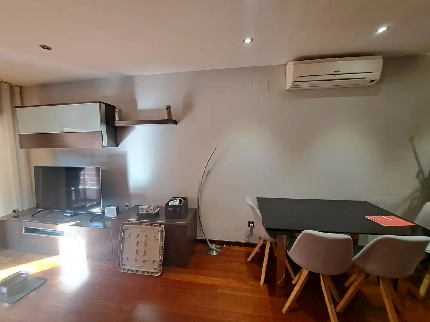 Sala d'estar de Casa adosada en venda en Mollerussa amb Calefacció, Parquet i Terrassa