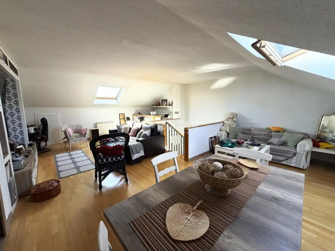 Wohnzimmer von Wohnung zum Verkauf in Villalbilla mit Privatgarten und Schwimmbad