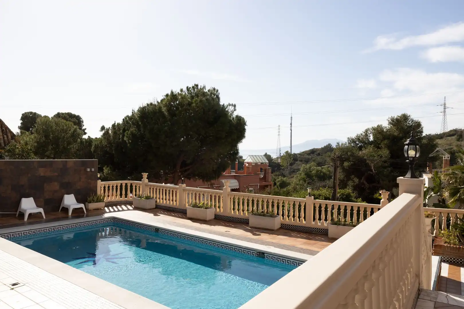 Piscina de Casa o xalet en venda en Málaga amb Terrassa i Balcó