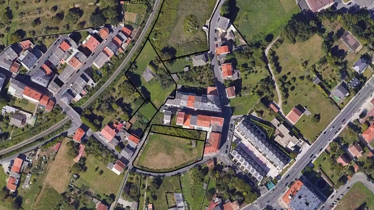 Terreni e lotti in vendita a Calle Ferro Couselo, imagen 4