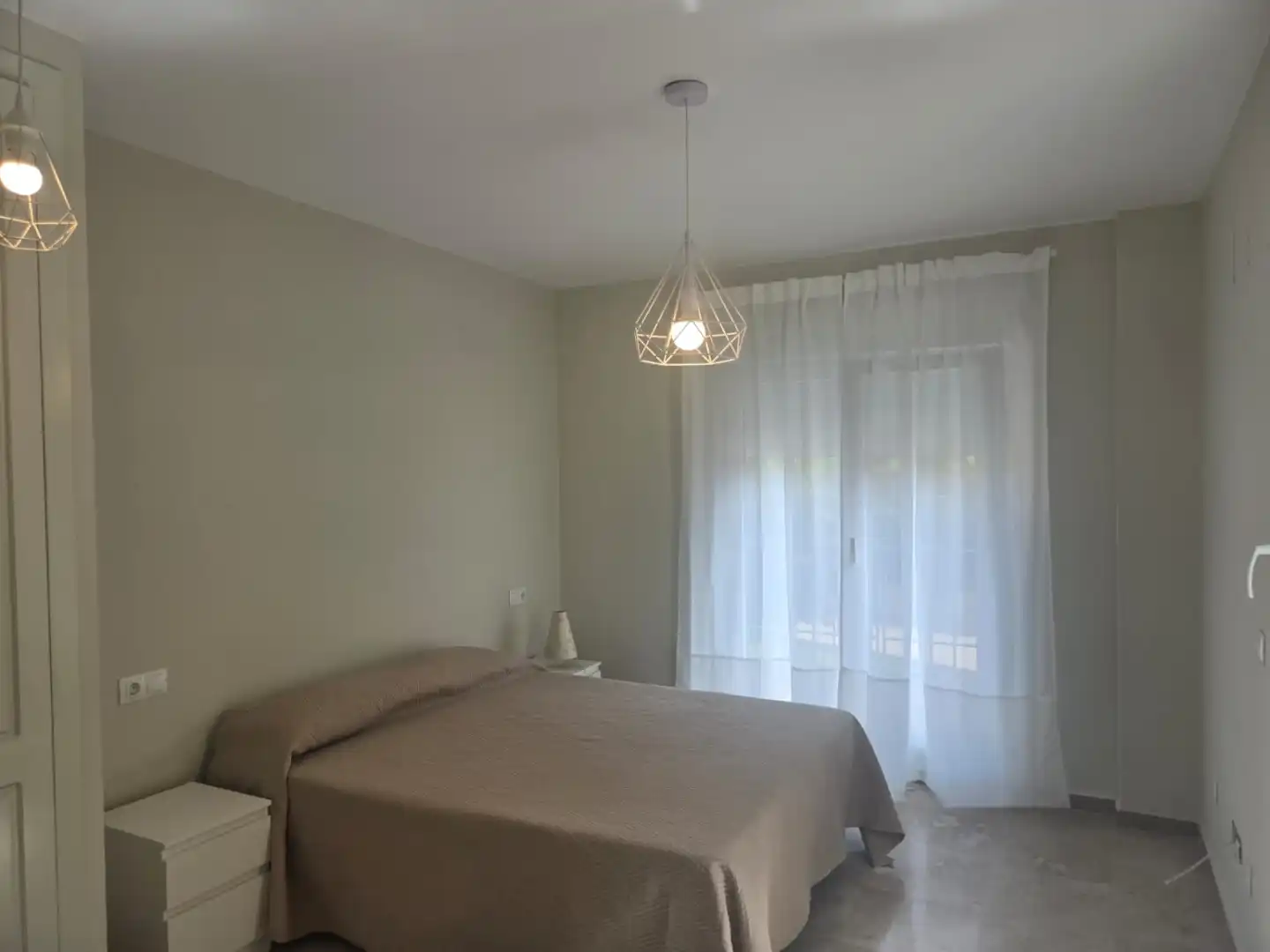 Habitación de Casa o chalet de alquiler en Bormujos con Aire acondicionado, Calefacción y Jardín privado