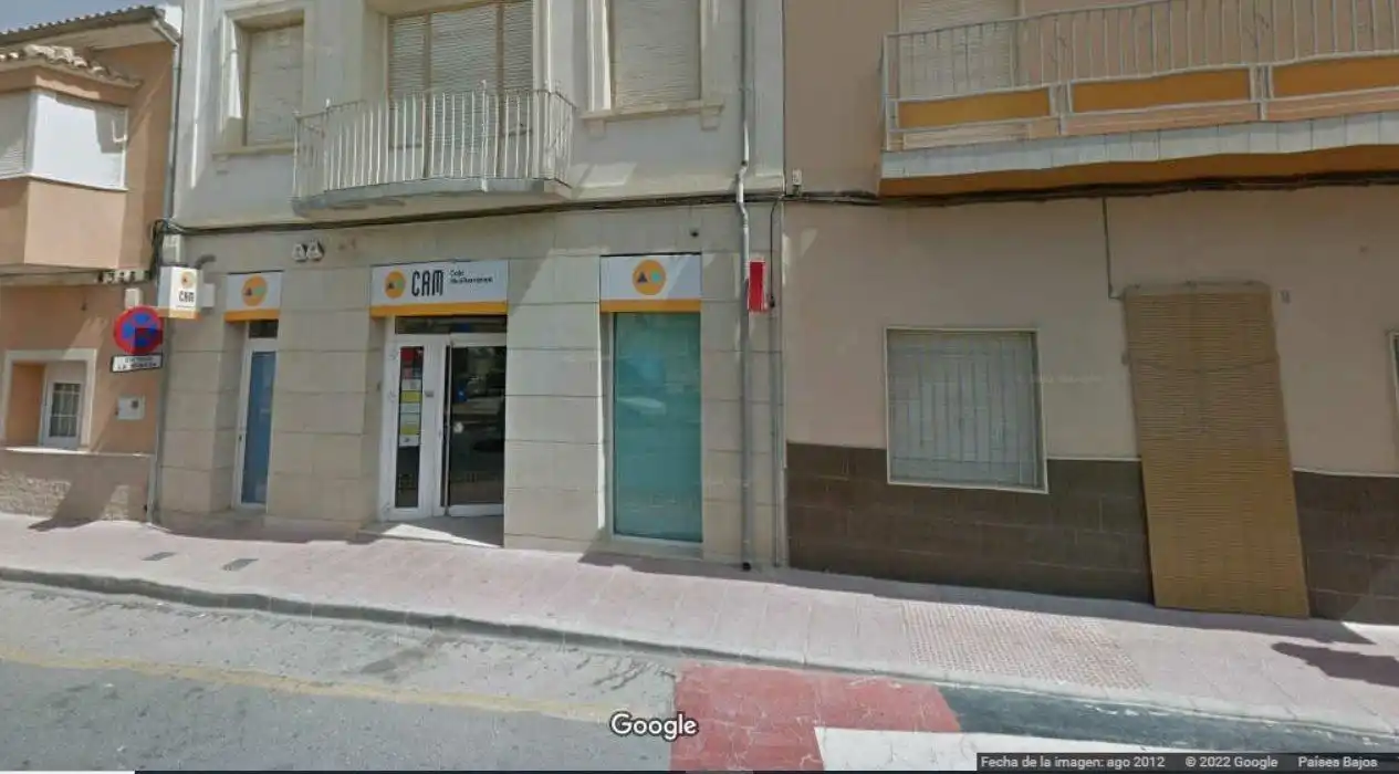 Locale commerciale in vendita a JUAN CARLOS I