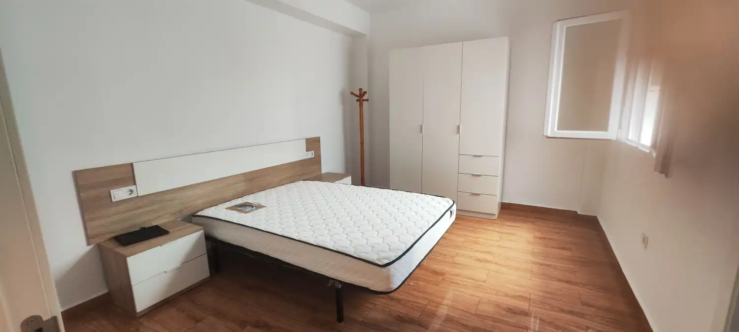 Appartamento con balcone in affitto a Centro, imagen 3