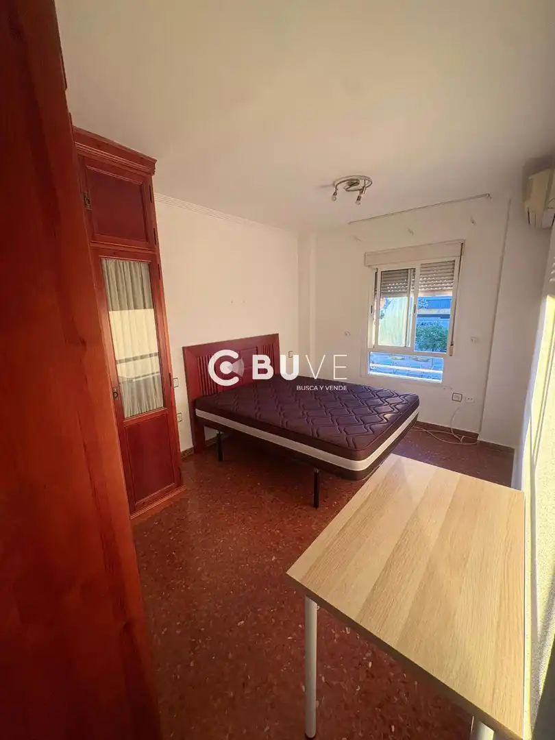 Habitación de Piso en venta en Montequinto con Aire acondicionado, Piscina y Piscina comunitaria