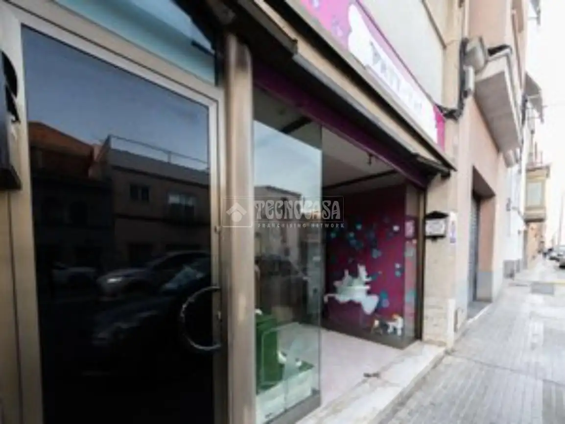 Edificio en venta en L'Arboç