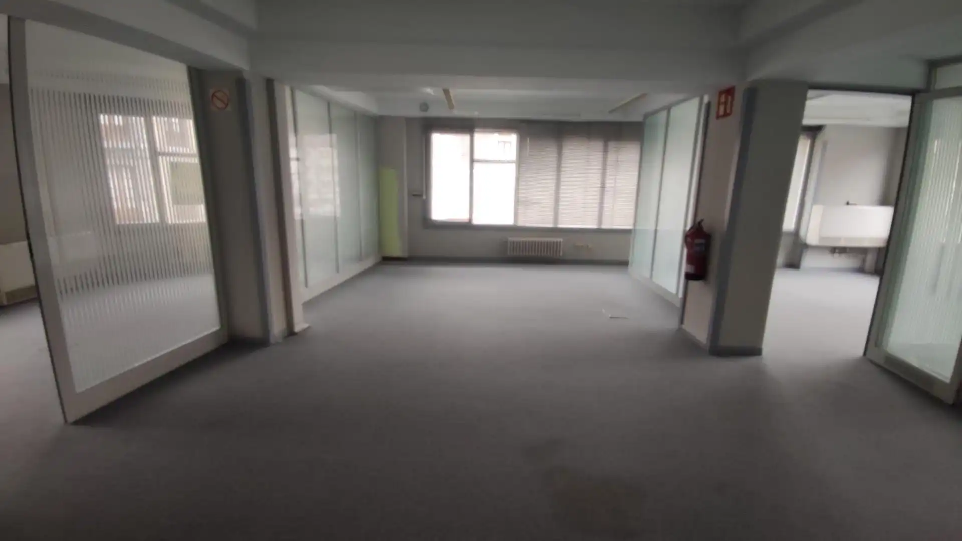 Local comercial en venda a Calle de Nerbioi 1, imagen 4