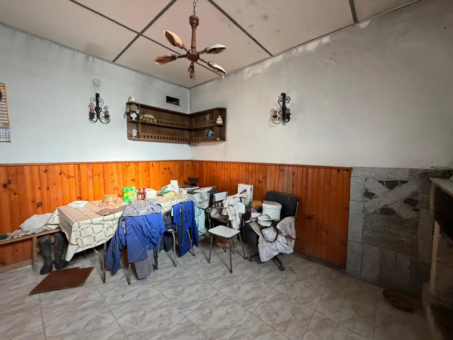 Menjador de Casa adosada en venda en Castro Caldelas amb Calefacció, Jardí privat i Terrassa