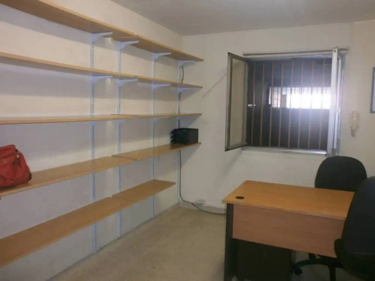 Büro zum Verkauf in Oviedo 