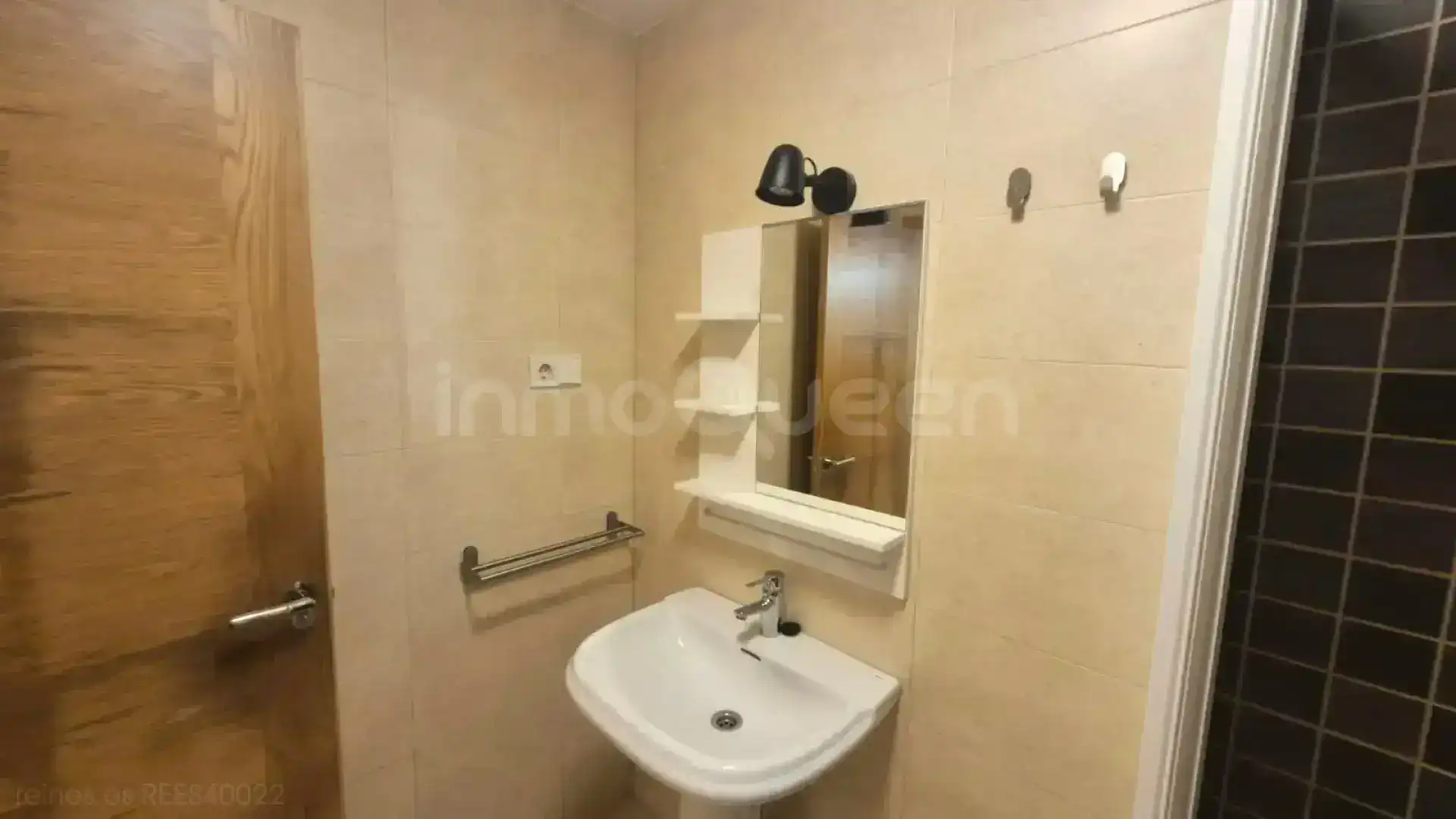 Badezimmer von Wohnung zum Verkauf in Barreiros mit Heizung, Terrasse und Möbliert