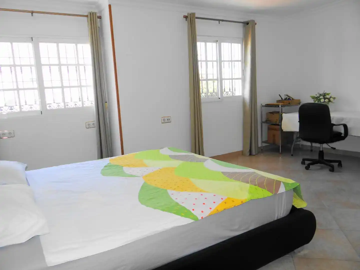 Dormitori de Casa adosada en venda en Platero - El Limón