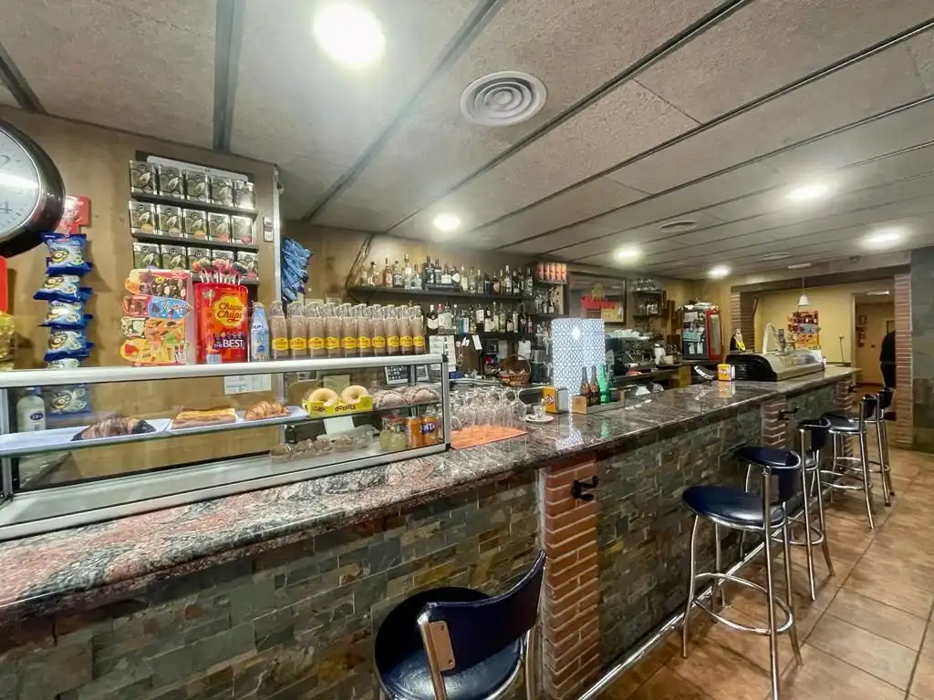 Business premises for transfer in Joan Prim, imagen 9