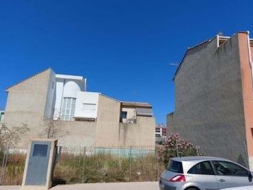 Terreno residenziale in vendita a Calle AUSIAS MARCH 36