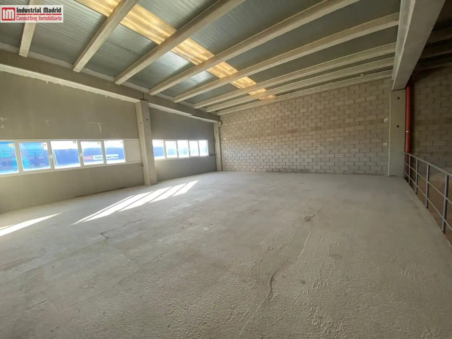 Nau industrial de lloguer a Estación - Los Manantiales, imagen 3