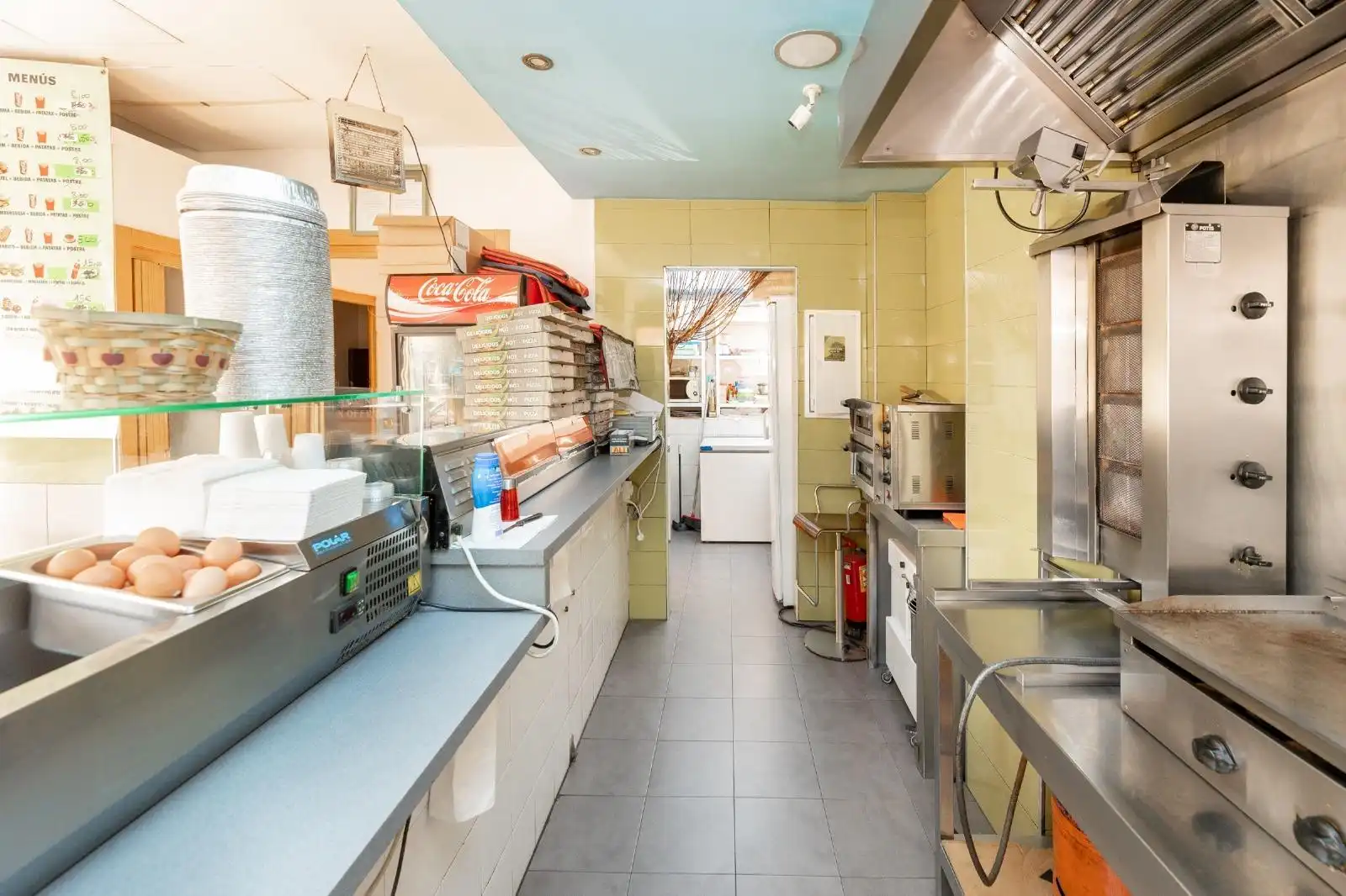 Cocina de Local en venta en Granada