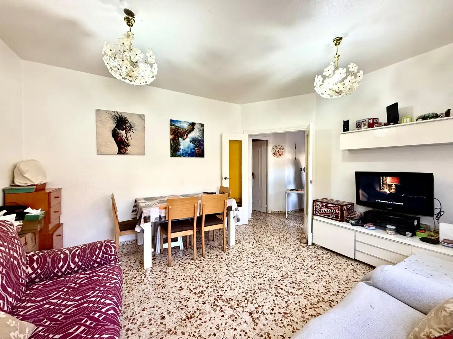 Sala d'estar de Casa o xalet en venda en La Unión amb Aire condicionat i Moblat