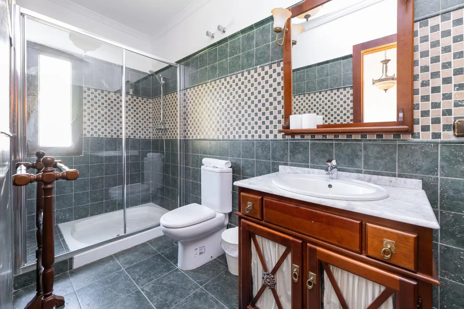 Baño de Casa o chalet en venta en Villa de Otura con Aire acondicionado, Jardín privado y Terraza