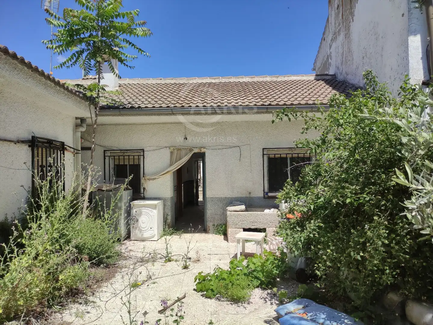 Vista exterior de Casa adosada en venta en Las Ventas Con Peña Aguilera con Jardín privado