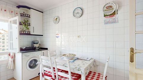 Foto 2 de Piso en venta en Avenida Da Atlántida, Bouzas, Vigo