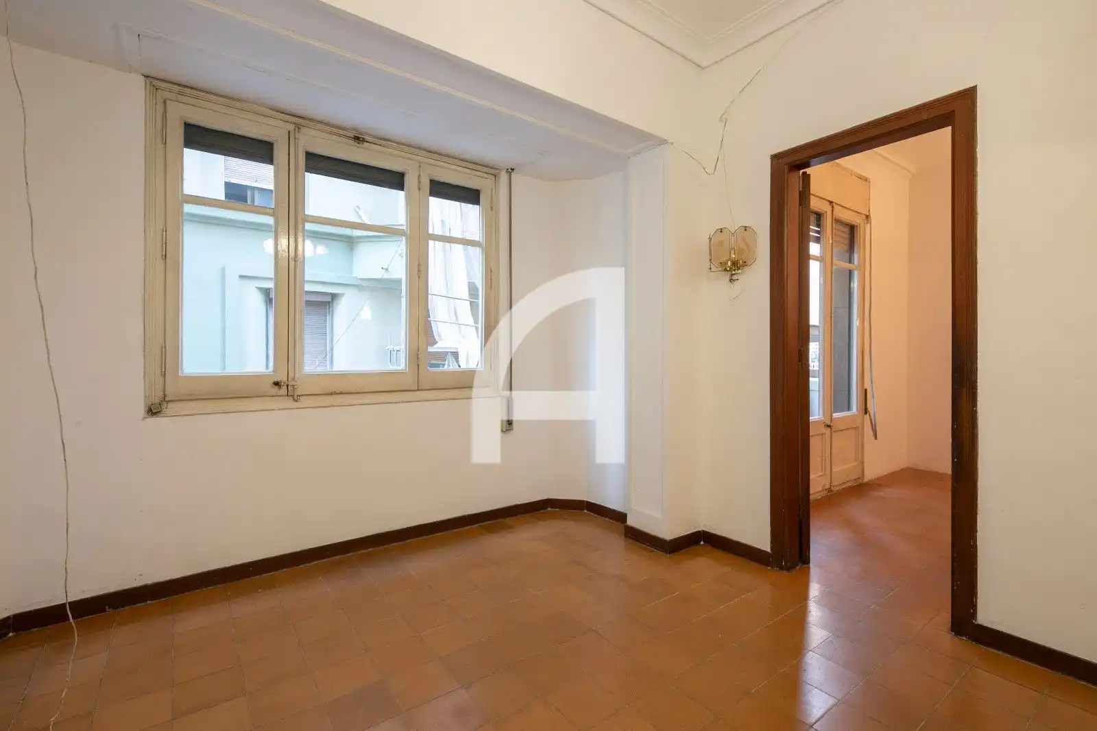 Wohnung zum Verkauf in L'Hospitalet de Llobregat mit Terrasse und Balkon