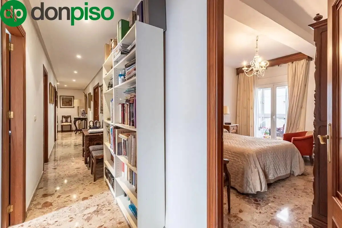 Apartament amb terrassa en venda a Calle ANGEL BARRIOS 1, imagen 3