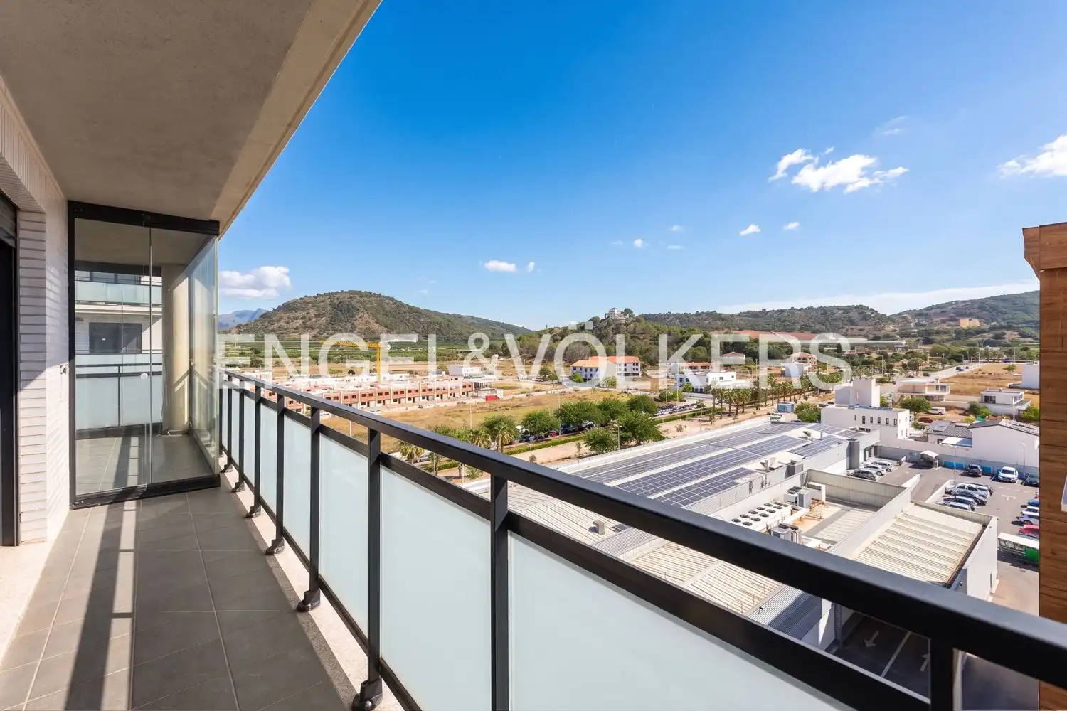 Terrasse von Wohnung zur Miete in Sagunto / Sagunt mit Klimaanlage, Heizung und Privatgarten