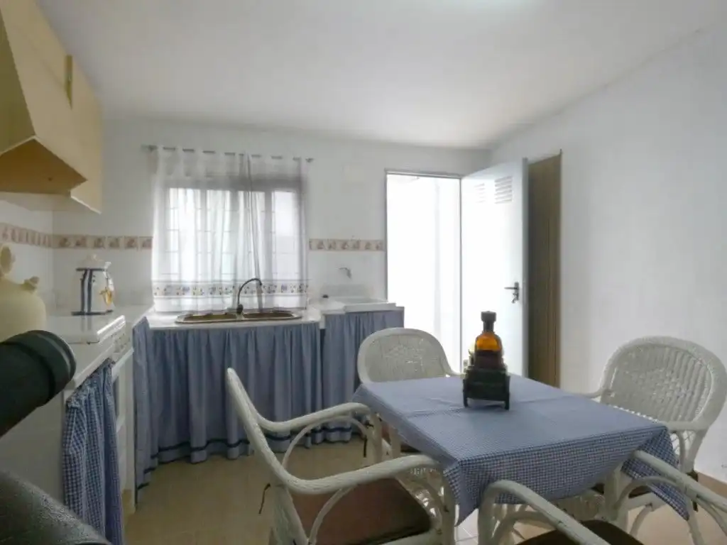 Casa adosada en venta en Camporrobles