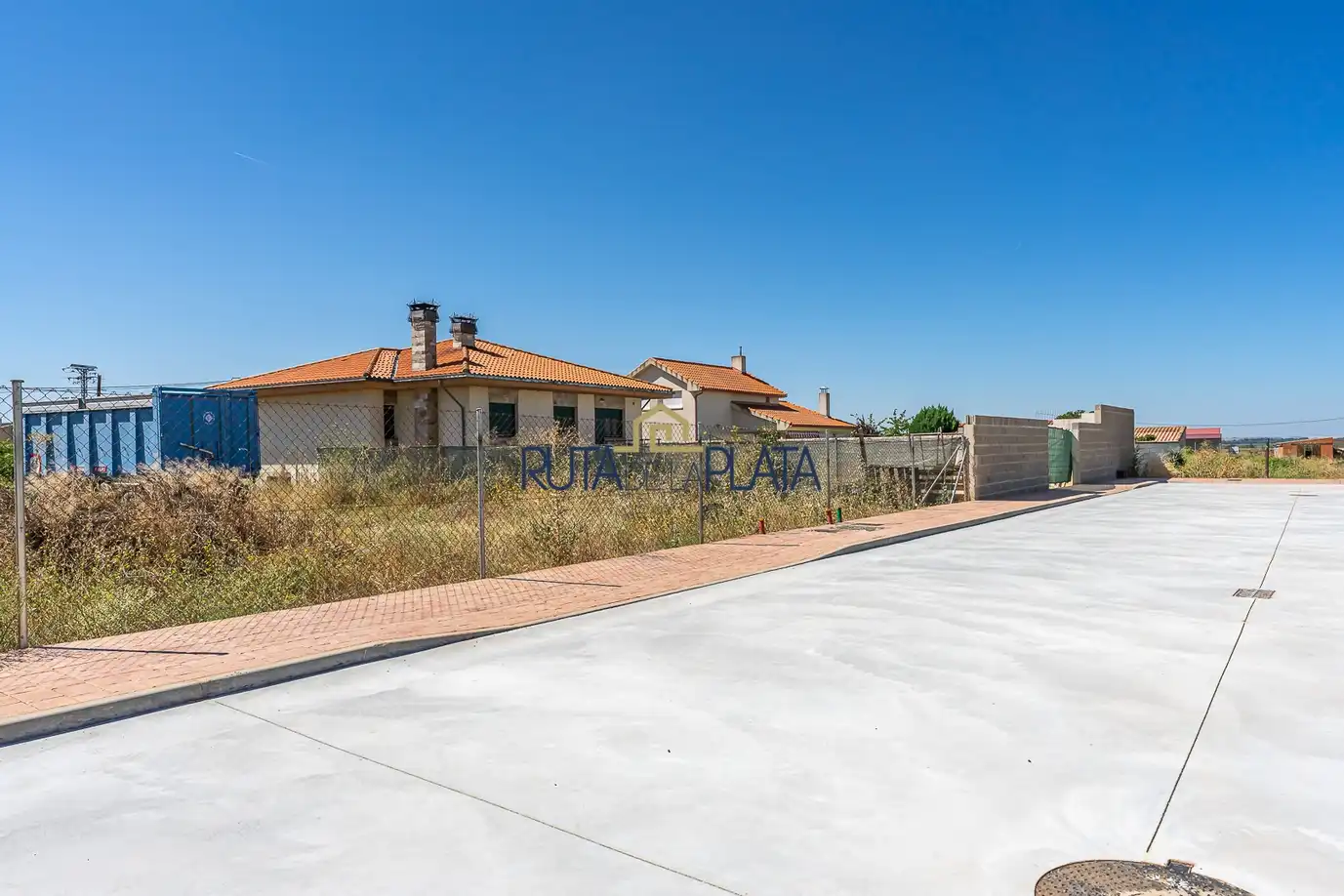 Residential zum Verkauf in Fresno de la Ribera