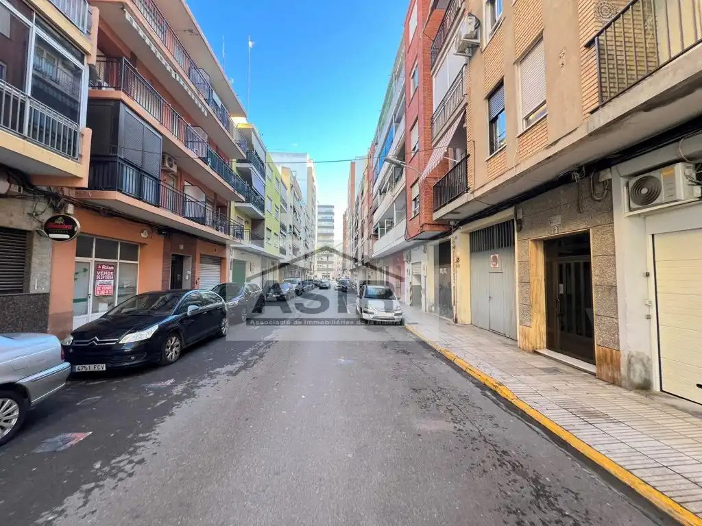 Garatge en venda a Calle Doctor Just, Pere Morell - Alborxí