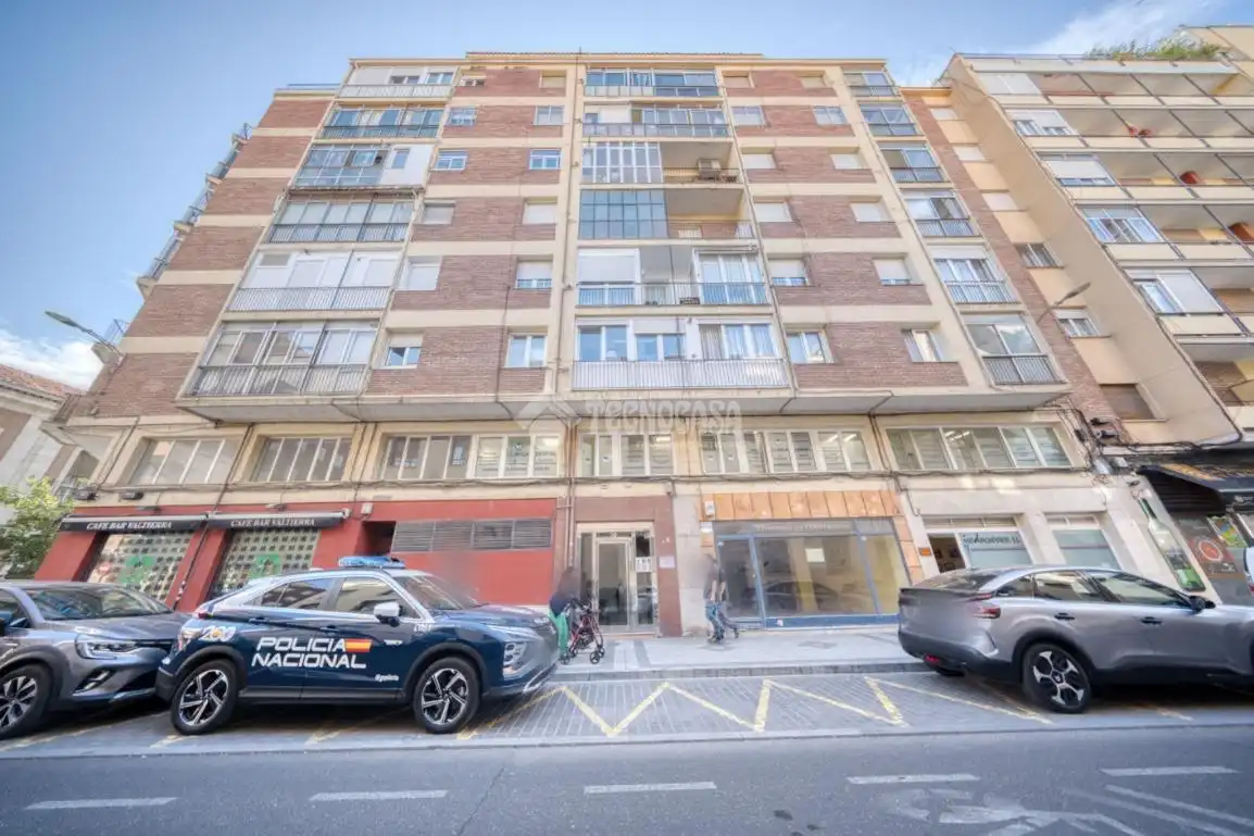 Vista exterior de Pis en venda en Valladolid amb Calefacció, Terrassa i Traster