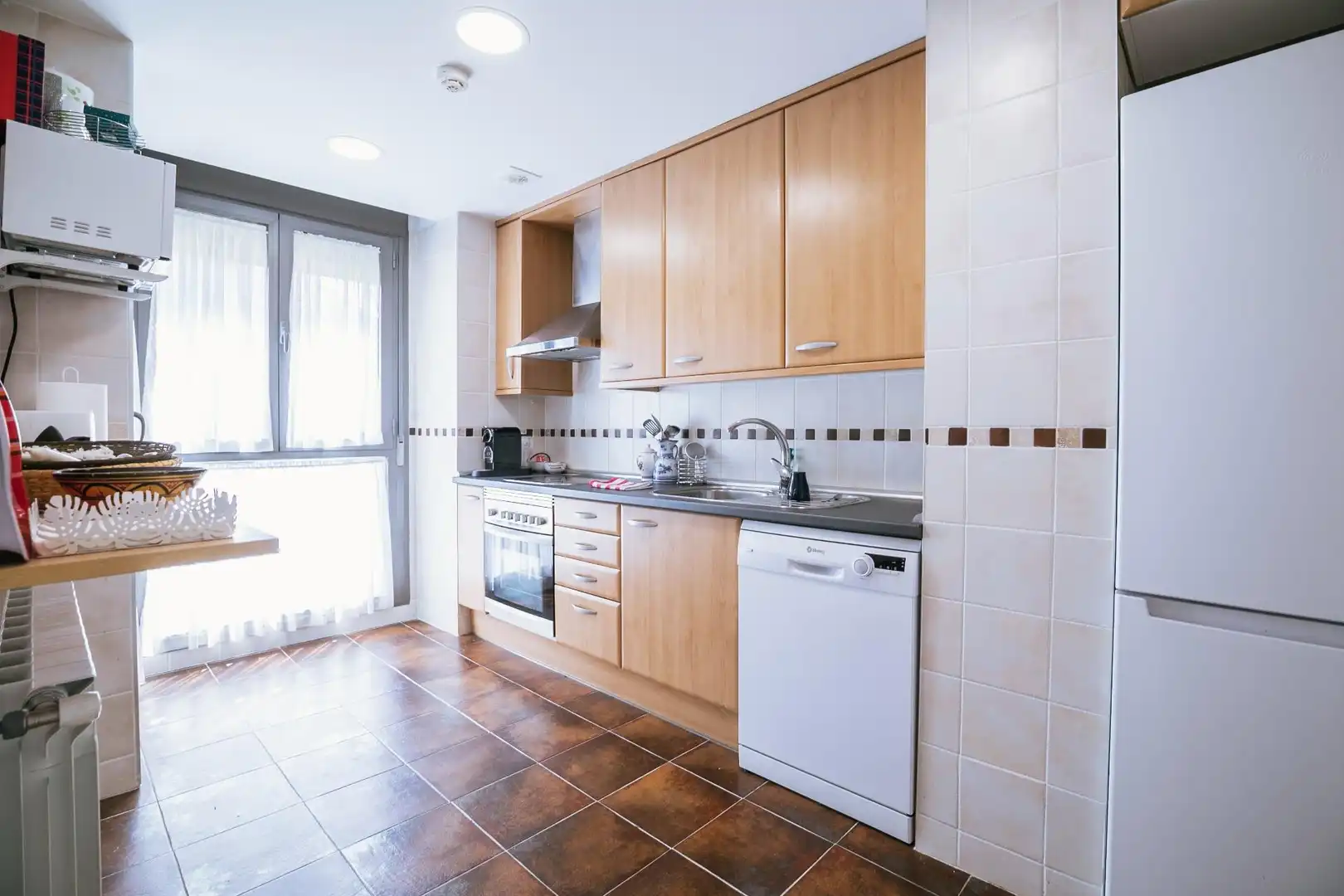 Cocina de Piso en venta en Sabiñánigo con Calefacción, Jardín privado y Terraza