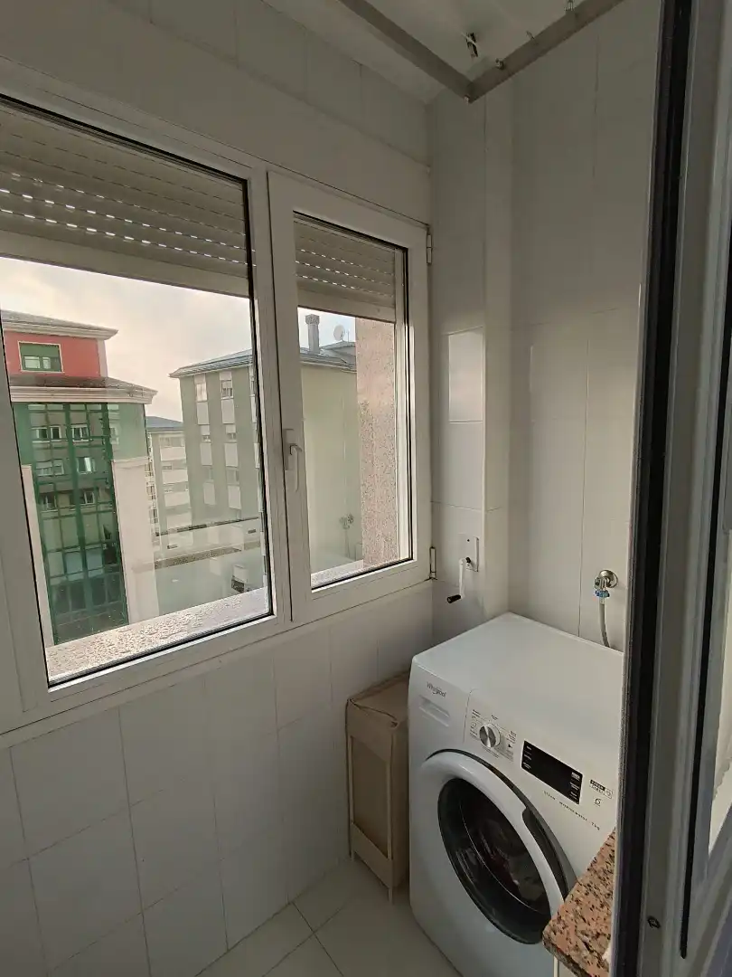 Bathroom of Apartments for rent in Lugo  with Heating, Storage room and Furnished