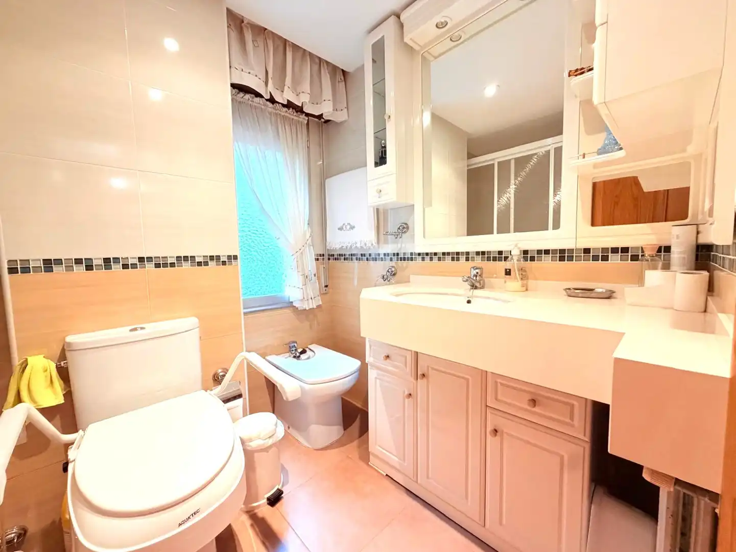 Bathroom of Flat for sale in La Magdalena
