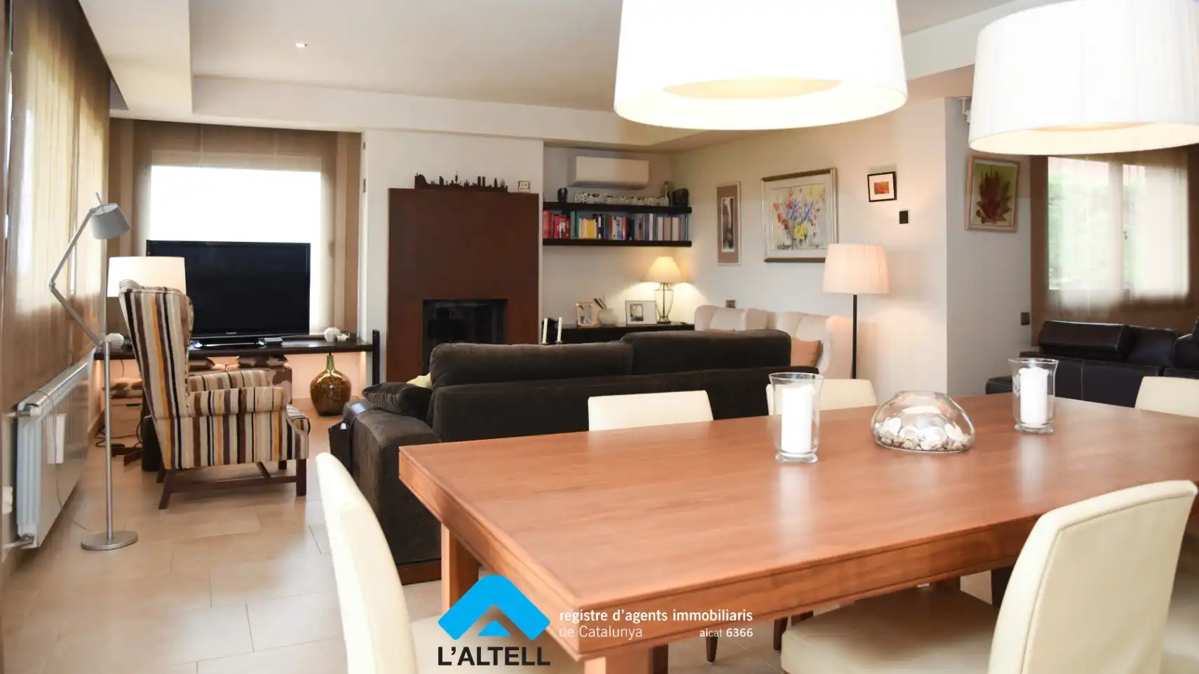Sala de estar de Casa o chalet en venta en La Garriga con Aire acondicionado, Calefacción y Terraza