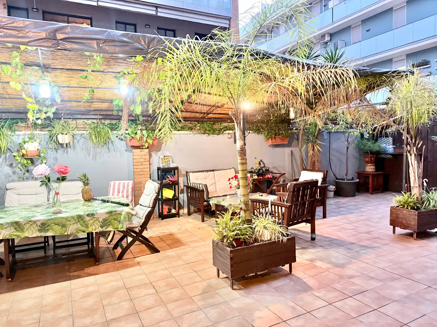 Terrace of Ground floor for sale in Badalona  with Air Conditioner, Heating and Private garden