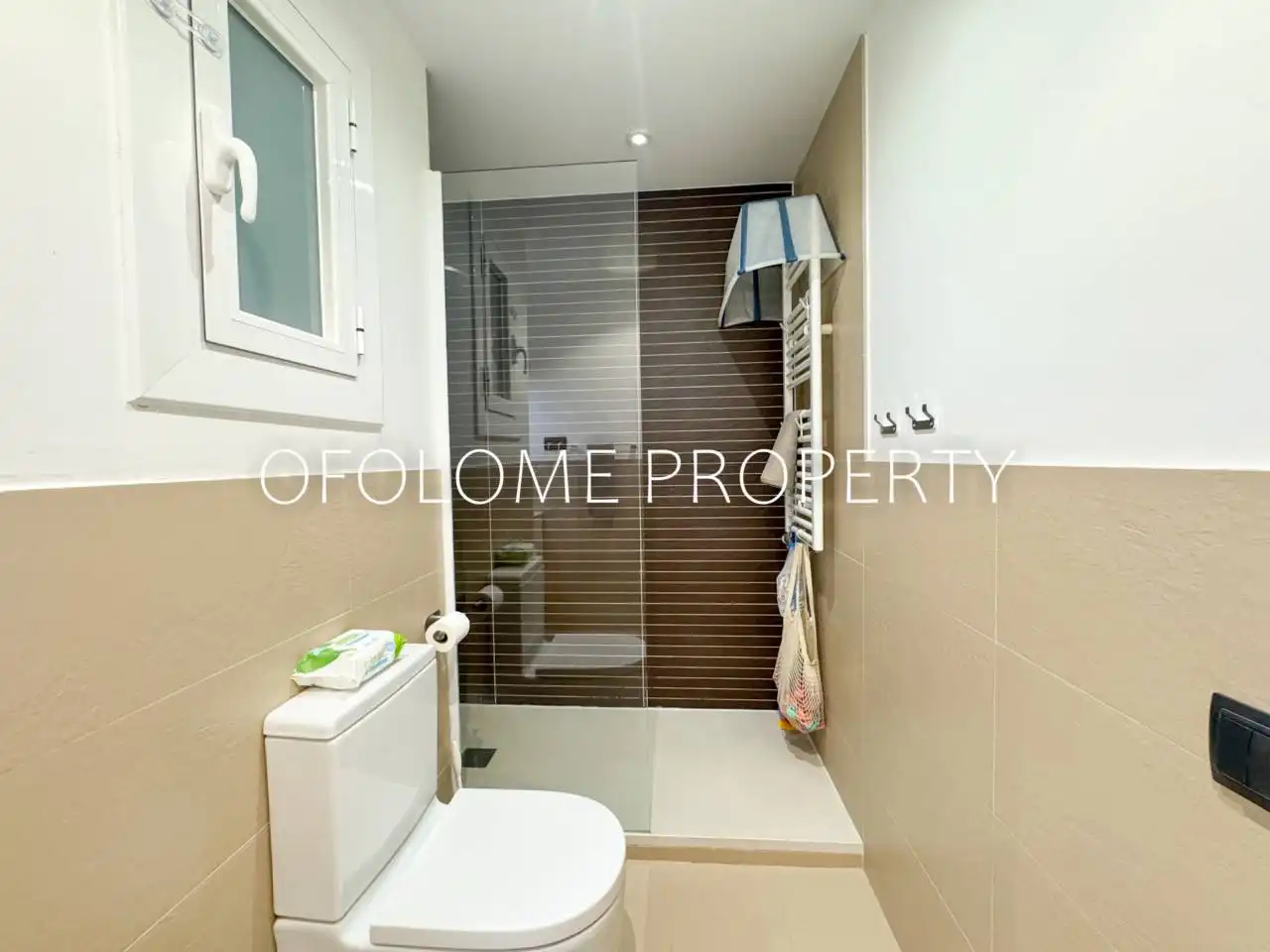 Bathroom of Flat for sale in Sabadell  with Parquet flooring and Balcony