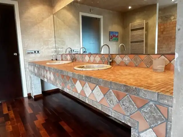 Baño de Casa o chalet en venta en Bescanó con Calefacción, Jardín privado y Parquet