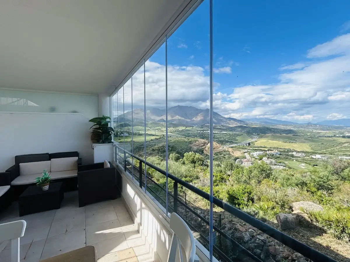 Penthouse with lift for sale in Calle Parque Central 5