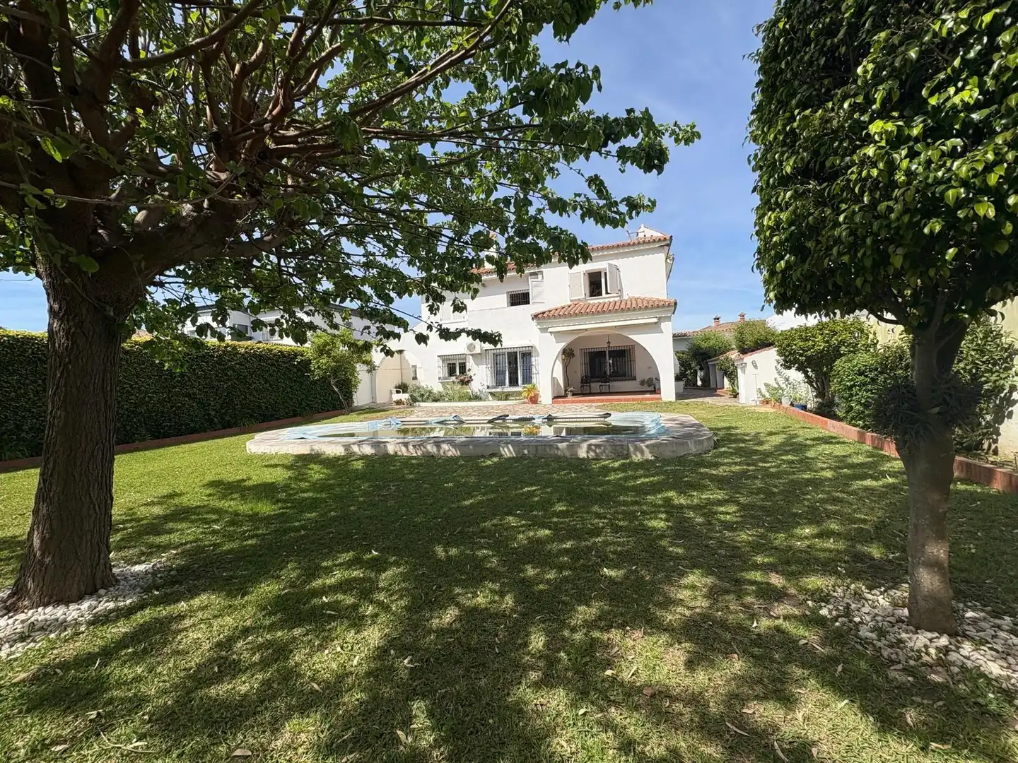 Garden of Houses for sale in Algeciras  with Air Conditioner, Private garden and Terrace