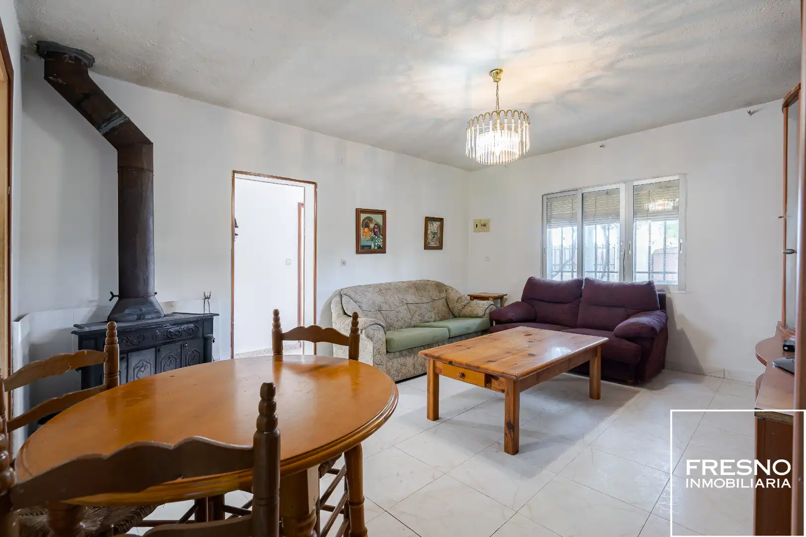 Sala de estar de Casa o chalet en venta en Serracines con Jardín privado, Terraza y Trastero