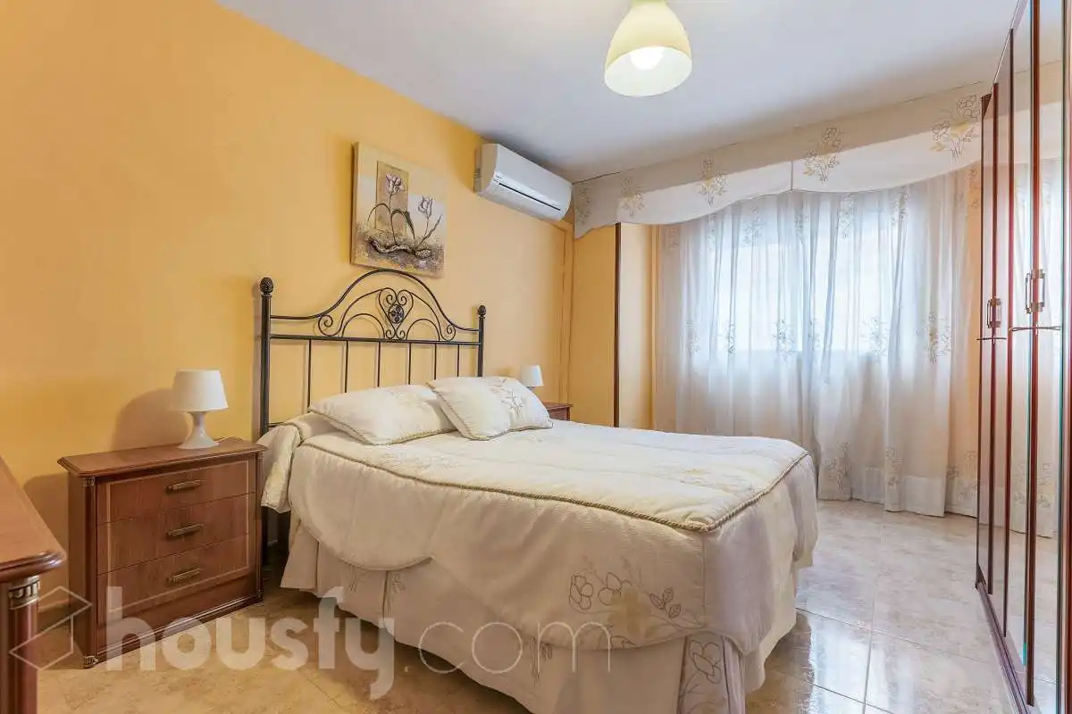 Habitación de Casa o chalet en venta en Valdepeñas de Jaén con Aire acondicionado y Amueblado