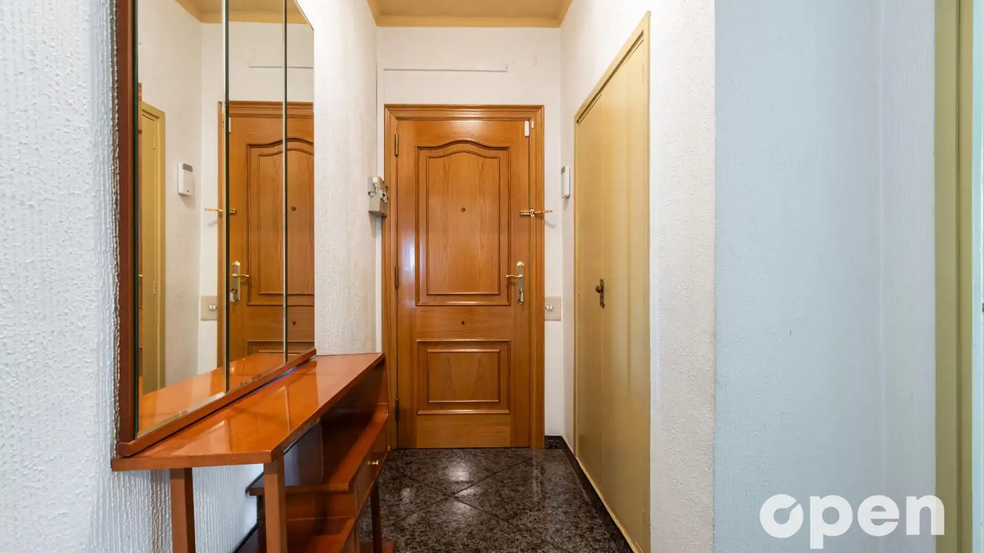 Pis en venda en Terrassa amb Aire condicionat i Calefacció