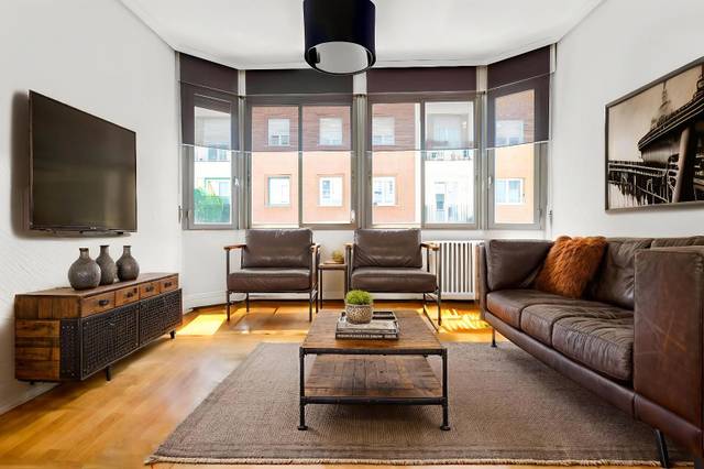 Piso en Venta en FILIPINAS en Universidad - Malasaña