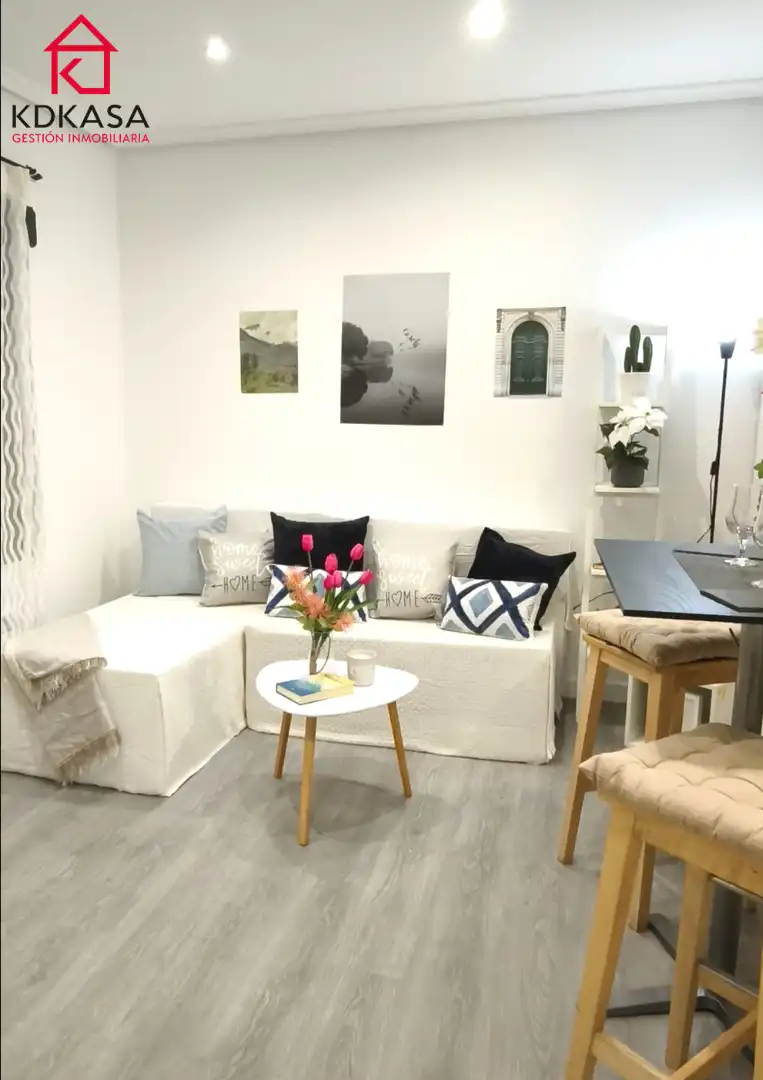 Sala de estar de Piso en venta en Madrid con Calefacción, Horno y Lavadora