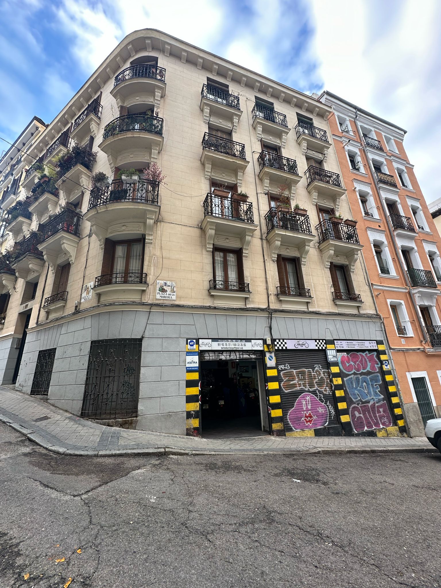 Exterior view of Premises to rent in  Madrid Capital
