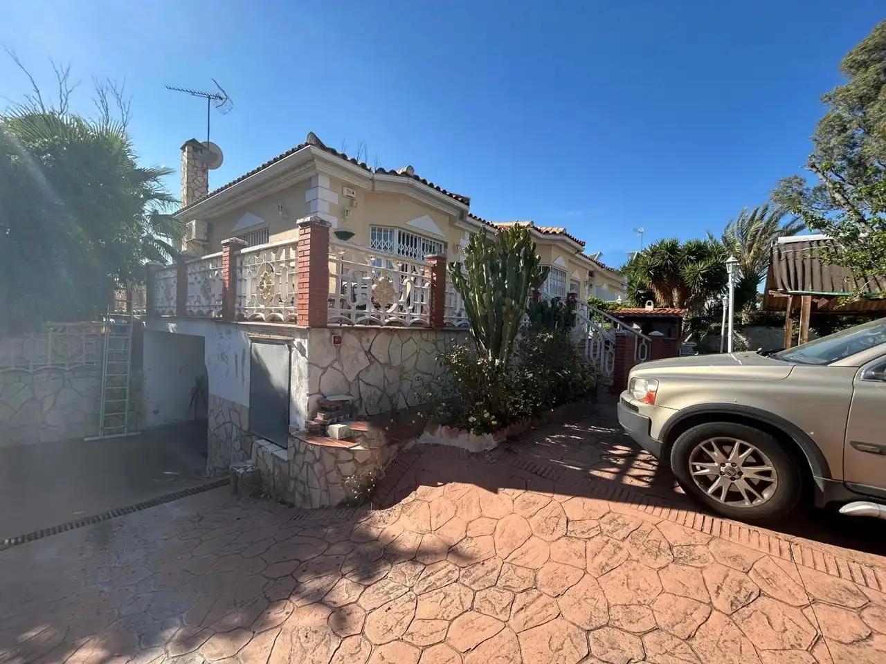 Exterior view of Houses for sale in Málaga  with Air Conditioner, Heating and Private garden