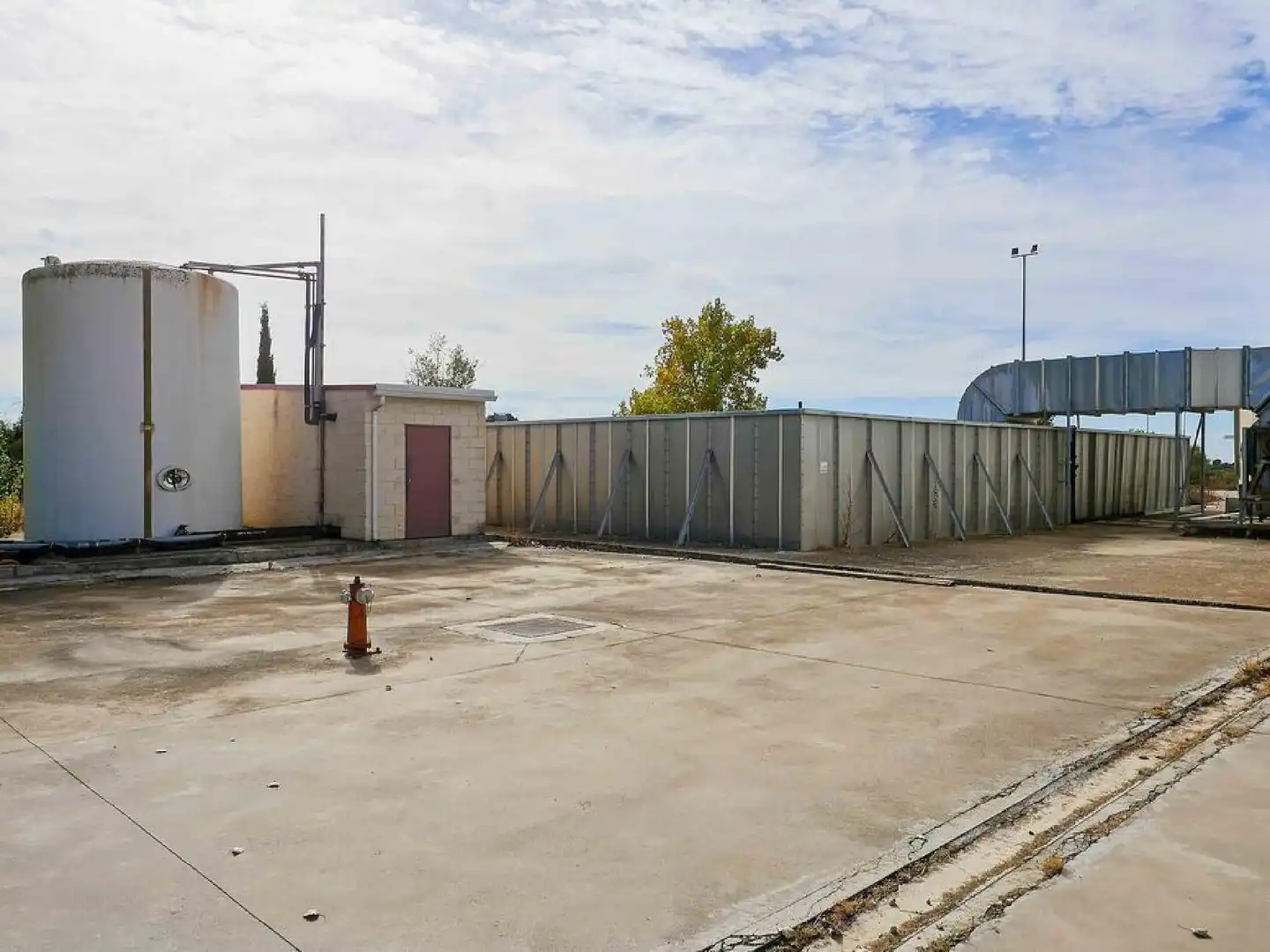 Vista exterior de Nave industrial en venta en Tarancón